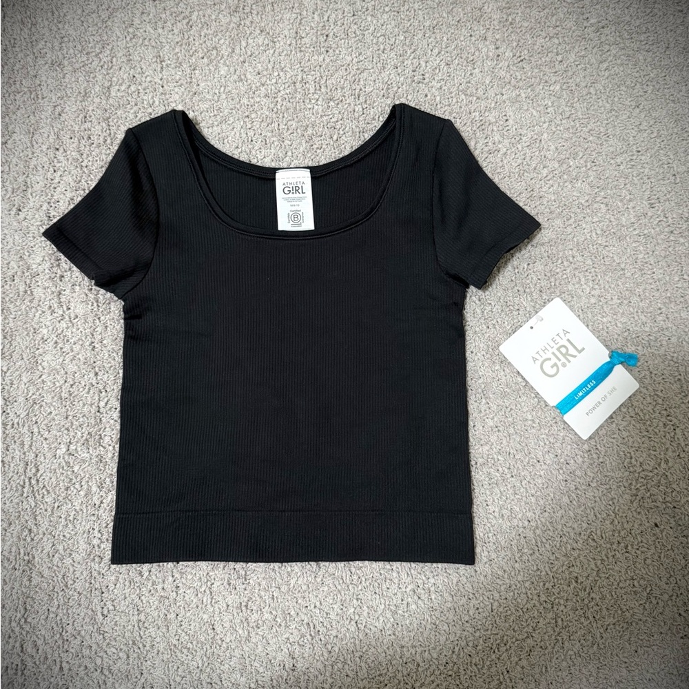 “Athleta” Kids Ribbed Crop Tee